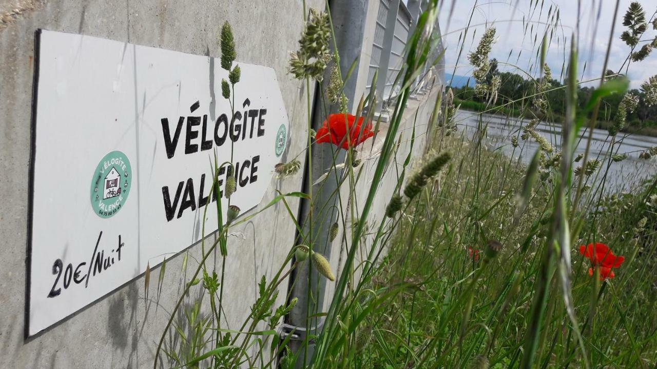 Velo Gite Valence Валанс Екстериор снимка